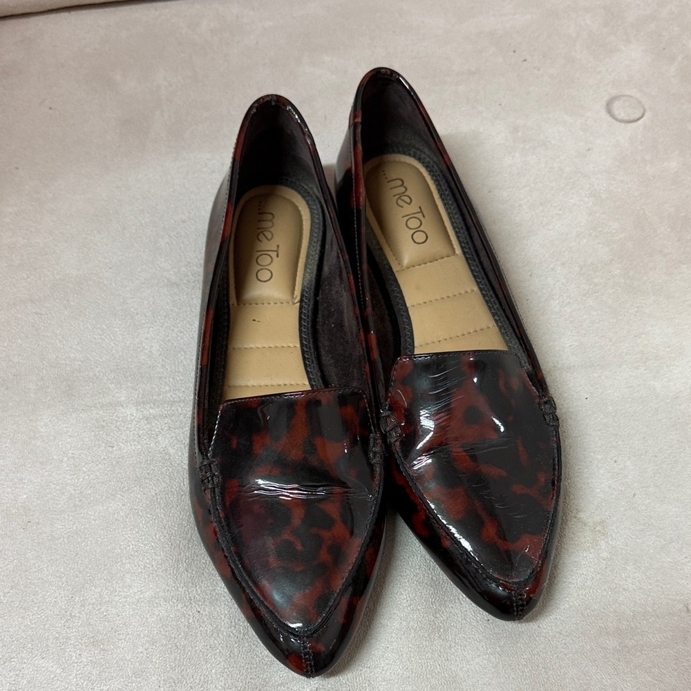 Me Too Women's Black and Red Patterned Loafers